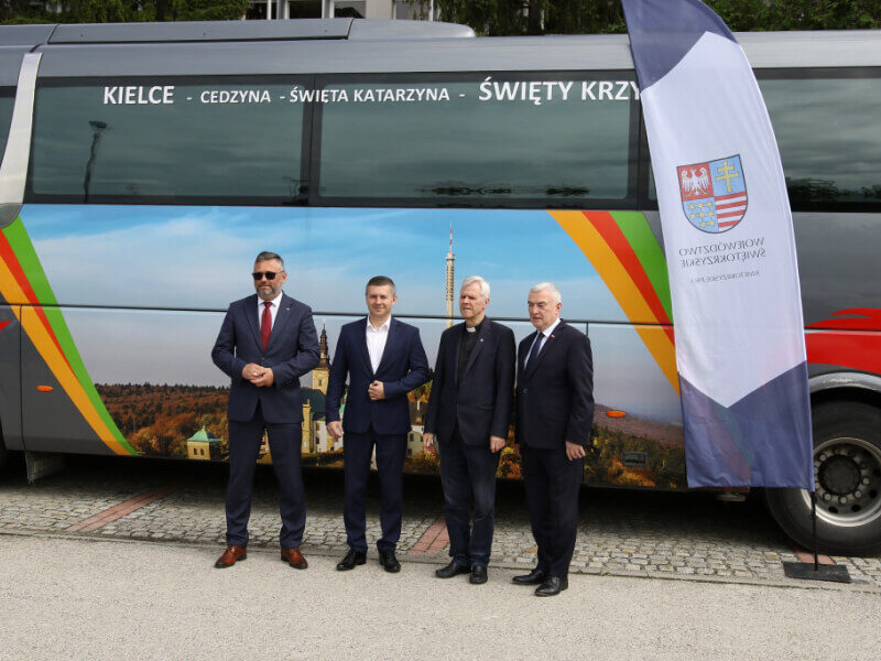 Bezpłatne przejazdy autokarowe z Kielc na Święty Krzyż